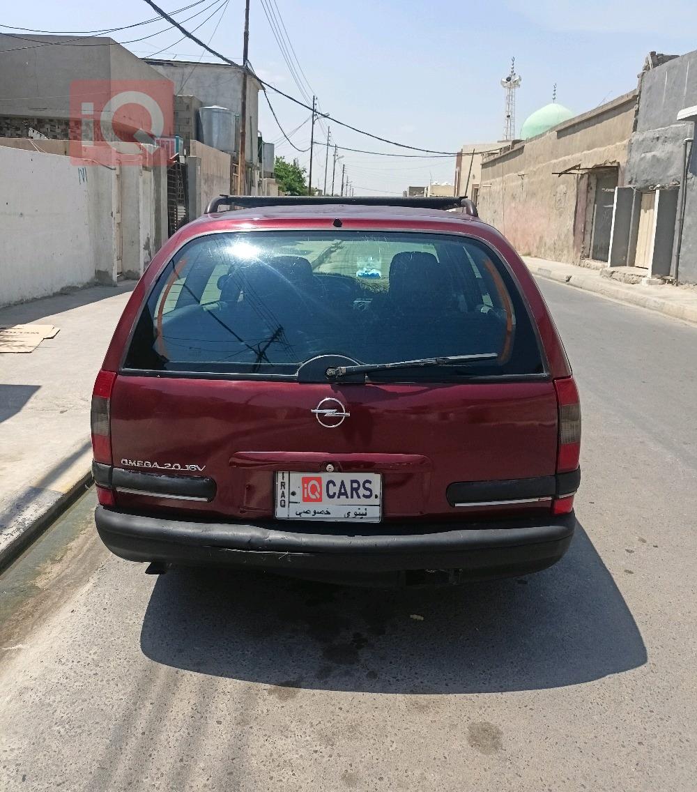 اوبل أوميغا